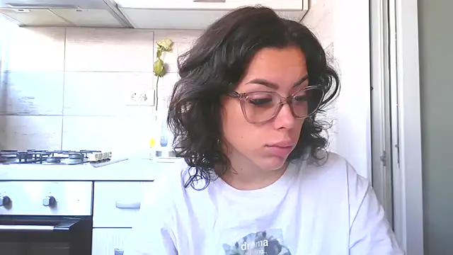 LovelyJulliette online show from October 21, 9:43 am