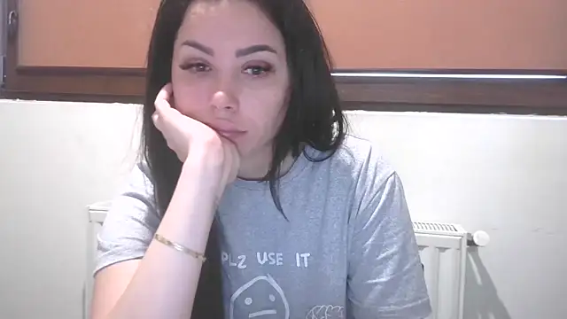 Snapshot of LovelyJulliette chatting on May 2, 3:50 pm LovelyJulliette online show from May 2, 3:50 pm