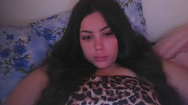 Snapshot of LovelyJulliette chatting on May 15, 1:51 pm LovelyJulliette online show from May 15, 1:51 pm