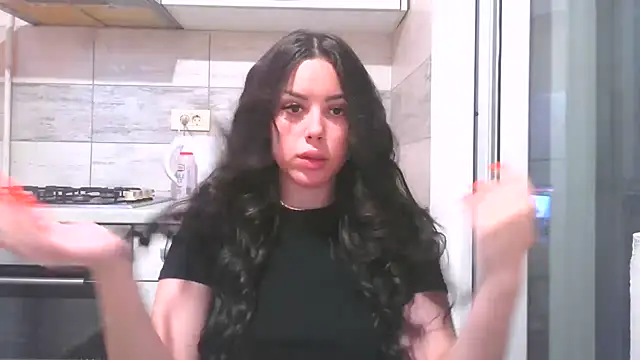 Snapshot of LovelyJulliette chatting on June 24, 3:33 pm LovelyJulliette online show from June 24, 3:33 pm