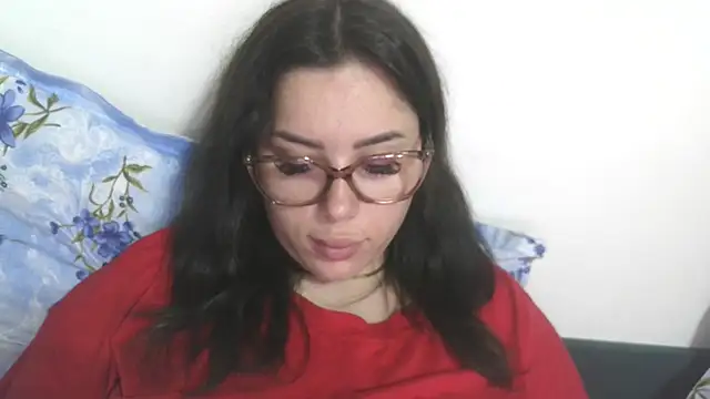 Snapshot of LovelyJulliette chatting on July 9, 3:38 pm LovelyJulliette online show from July 9, 3:38 pm