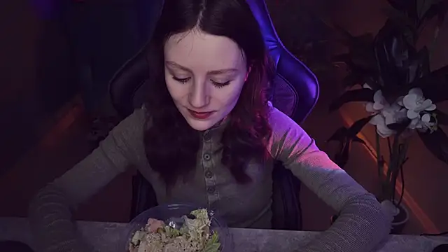 Snapshot of VeliraBraitberg chatting on February 7, 11:12 am VeliraBraitberg online show from February 7, 11:12 am