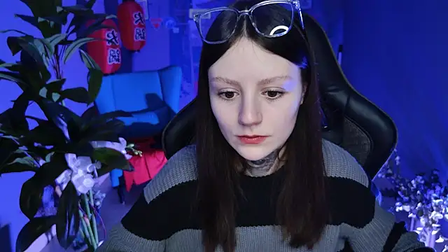 Snapshot of VeliraBraitberg chatting on February 12, 8:06 am VeliraBraitberg online show from February 12, 8:06 am