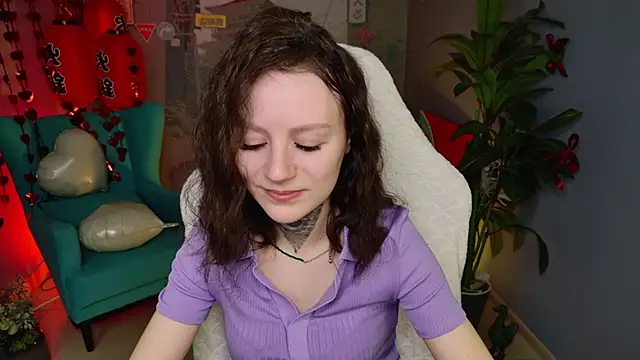 VeliraBraitberg online show from February 13, 1:18 pm