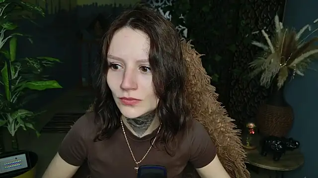 Snapshot of VeliraBraitberg chatting on July 7, 5:10 am VeliraBraitberg online show from July 7, 5:10 am