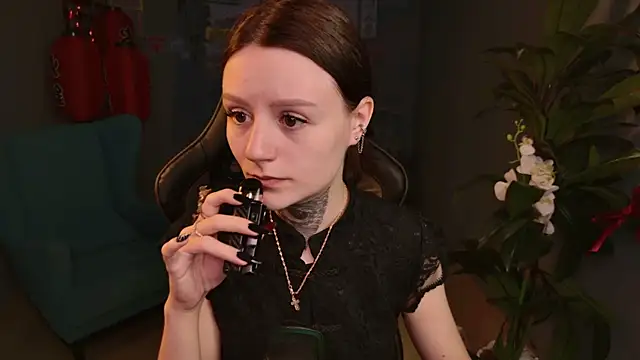 Snapshot of VeliraBraitberg chatting on July 18, 6:17 am VeliraBraitberg online show from July 18, 6:17 am
