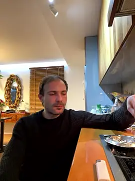 Adventurehotman online show from December 6, 12:45 am