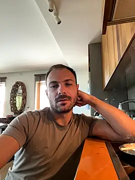 Adventurehotman online show from September 29, 7:35 am