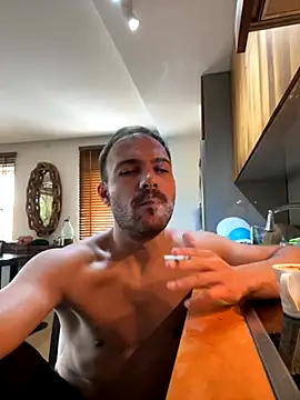 Adventurehotman online show from October 3, 9:28 am