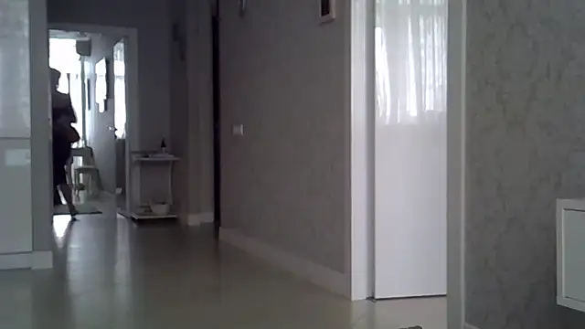 ZarinaSwift online show from February 18, 8:05 am