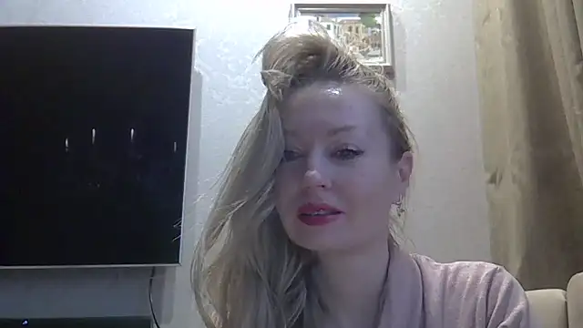 ZarinaSwift online show from February 19, 11:38 am