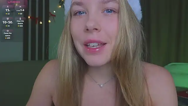 Snapshot of milly_shy chatting on December 22, 7:27 am milly shy online show from December 22, 7:27 am