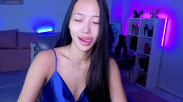 Snapshot of _MIURA_ chatting on October 13, 11:38 pm  MIURA  online show from October 13, 11:38 pm