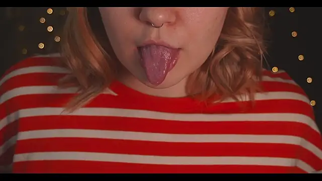 cuteamberlyyy online show from December 13, 5:05 am