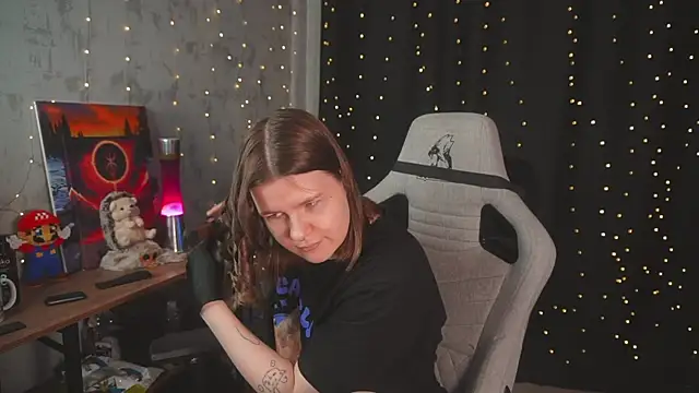 cuteamberlyyy online show from April 25, 4:04 am