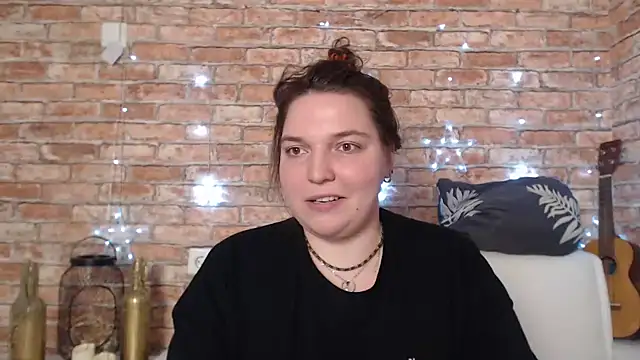 Snapshot of Amelia_Kiss_ chatting on December 28, 7:00 am Amelia Kiss online show from December 28, 7:00 am