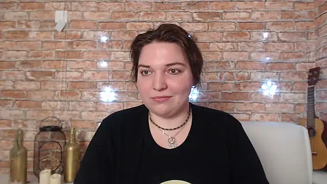 Snapshot of Amelia_Kiss_ chatting on December 30, 3:47 am Amelia Kiss online show from December 30, 3:47 am