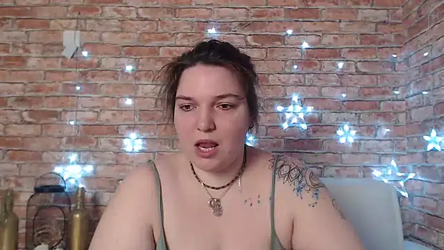 Snapshot of Amelia_Kiss_ chatting on January 22, 12:48 am Amelia Kiss online show from January 22, 12:48 am
