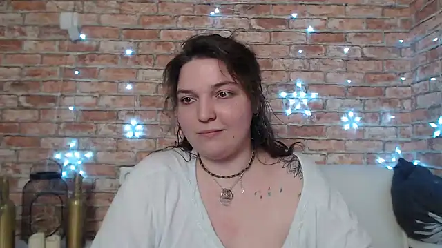Snapshot of Amelia_Kiss_ chatting on February 7, 6:45 am Amelia Kiss online show from February 7, 6:45 am