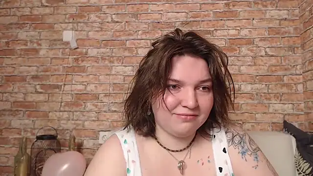 Snapshot of Amelia_Kiss_ chatting on February 15, 12:37 am Amelia Kiss online show from February 15, 12:37 am