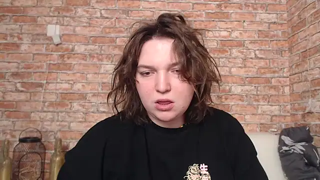 Snapshot of Amelia_Kiss_ chatting on February 18, 12:48 am Amelia Kiss online show from February 18, 12:48 am