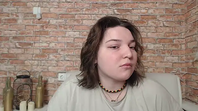 Snapshot of Amelia_Kiss_ chatting on February 25, 12:47 am Amelia Kiss online show from February 25, 12:47 am