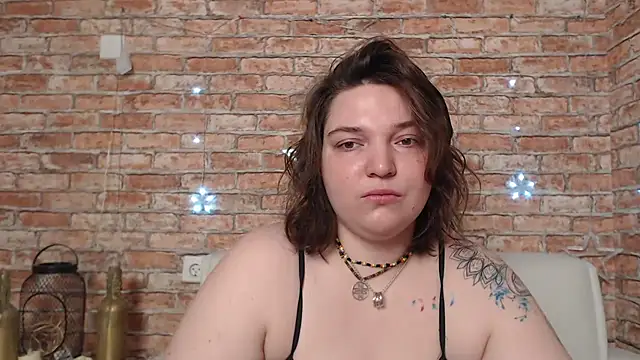 Snapshot of Amelia_Kiss_ chatting on March 14, 12:43 am Amelia Kiss online show from March 14, 12:43 am