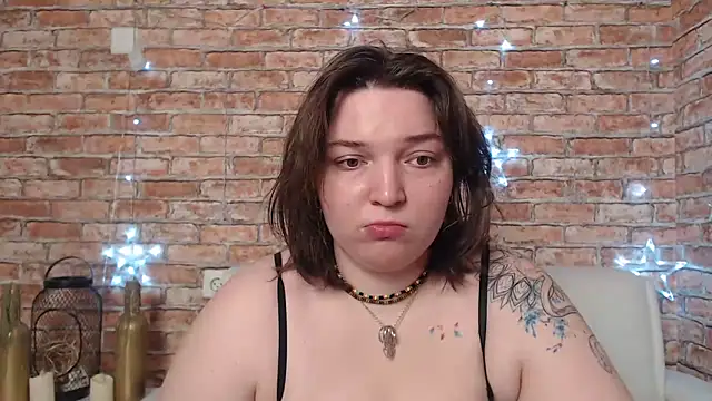 Snapshot of Amelia_Kiss_ chatting on March 16, 1:07 am Amelia Kiss online show from March 16, 1:07 am
