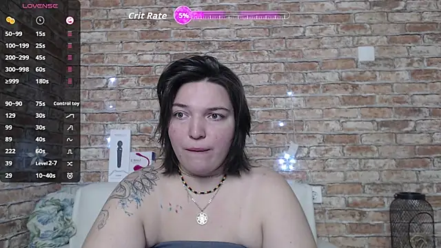 Snapshot of Amelia_Kiss_ chatting on October 3, 12:29 am Amelia Kiss online show from October 3, 12:29 am