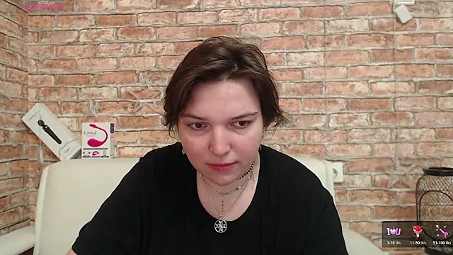 Amelia Kiss  online show from February 5, 12:59 am