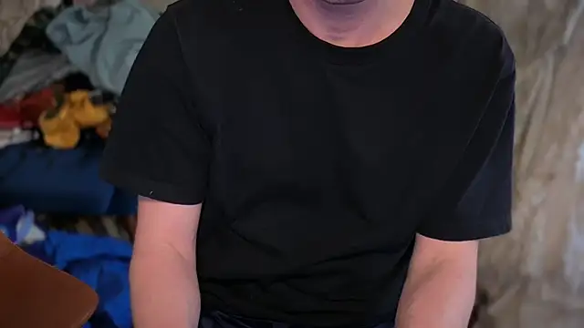 Snapshot of CupidZass chatting on June 15, 5:04 pm CupidZass online show from June 15, 5:04 pm