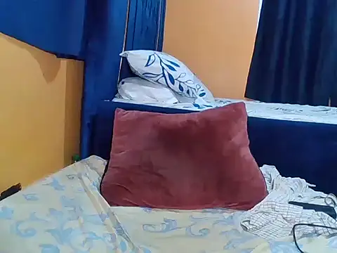 Prettyblackgal online show from December 18, 3:07 pm