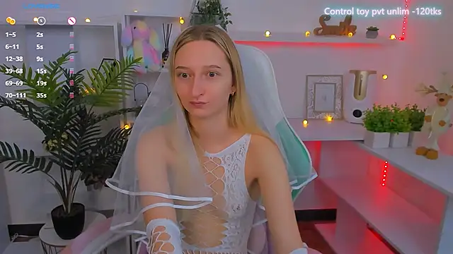  Ri na  online show from January 22, 9:35 am