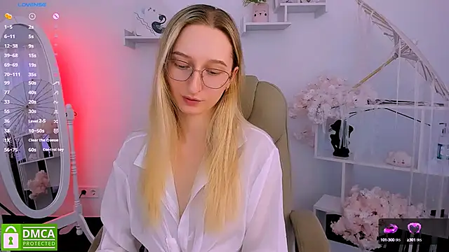  Ri na  online show from March 1, 9:29 am