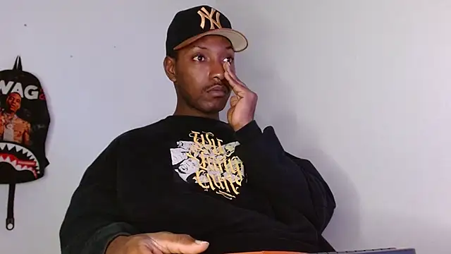 king  Black online show from November 20, 9:42 am