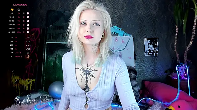 little grinch666 online show from February 13, 8:55 pm