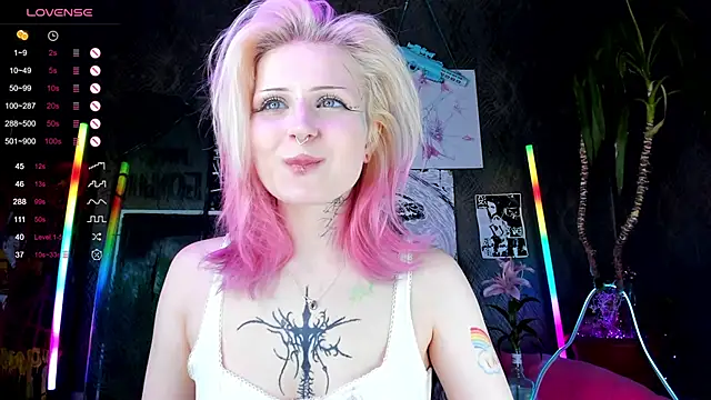 little grinch666 online show from March 12, 11:54 pm