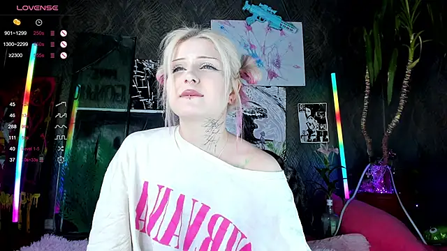 little grinch666 online show from March 14, 5:46 pm