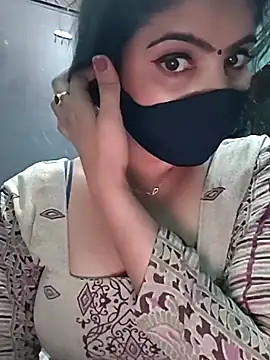 Snapshot of Kavita_ji chatting on December 25, 1:10 am Kavita ji online show from December 25, 1:10 am