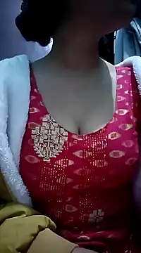 Snapshot of Kavita_ji chatting on January 7, 3:57 am Kavita ji online show from January 7, 3:57 am