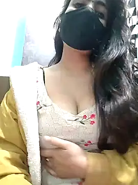 Snapshot of Kavita_ji chatting on January 12, 2:24 am Kavita ji online show from January 12, 2:24 am