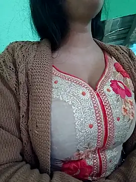 Snapshot of Kavita_ji chatting on November 16, 1:44 am Kavita ji online show from November 16, 1:44 am