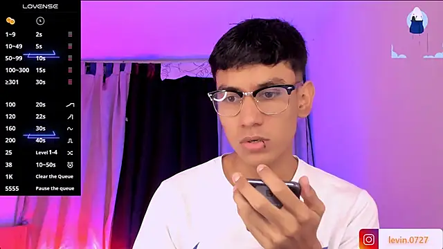 Levin Hikaru online show from February 22, 2:13 am