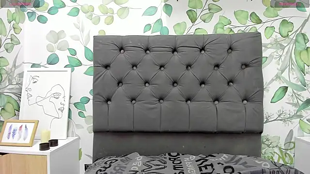 Snapshot of atilanadiaz7 chatting on February 12, 5:37 pm atilanadiaz7 online show from February 12, 5:37 pm