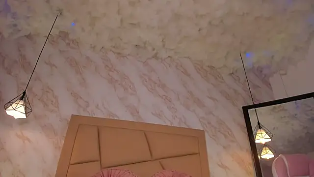  Hollywood 1 online show from April 28, 3:33 am