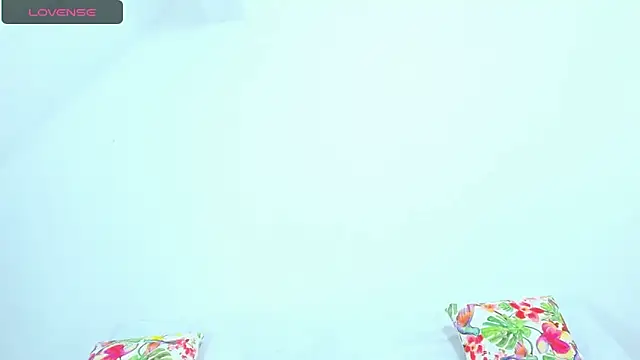 emily-fox online show from December 4, 2:48 pm