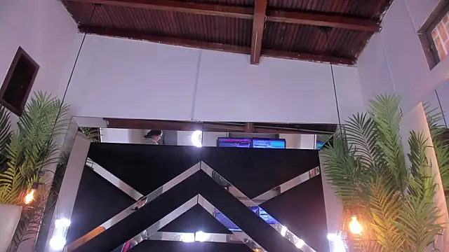 emily-fox online show from September 15, 12:16 pm