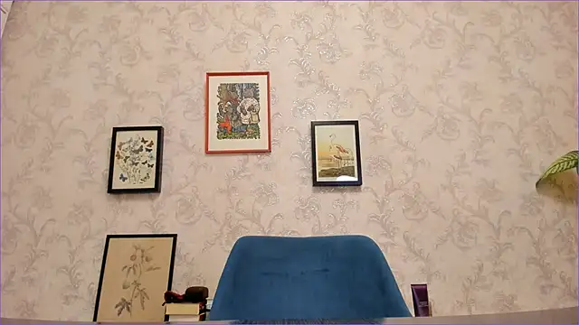 Snapshot of iolantthe chatting on February 25, 4:53 pm iolantthe online show from February 25, 4:53 pm