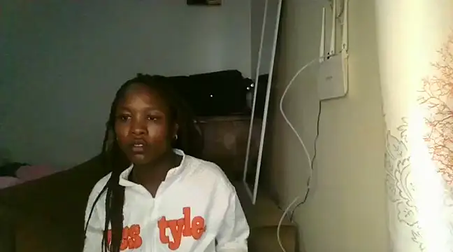 Sonnia  online show from December 8, 7:05 am