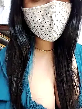 Gloie4u online show from February 7, 6:02 pm